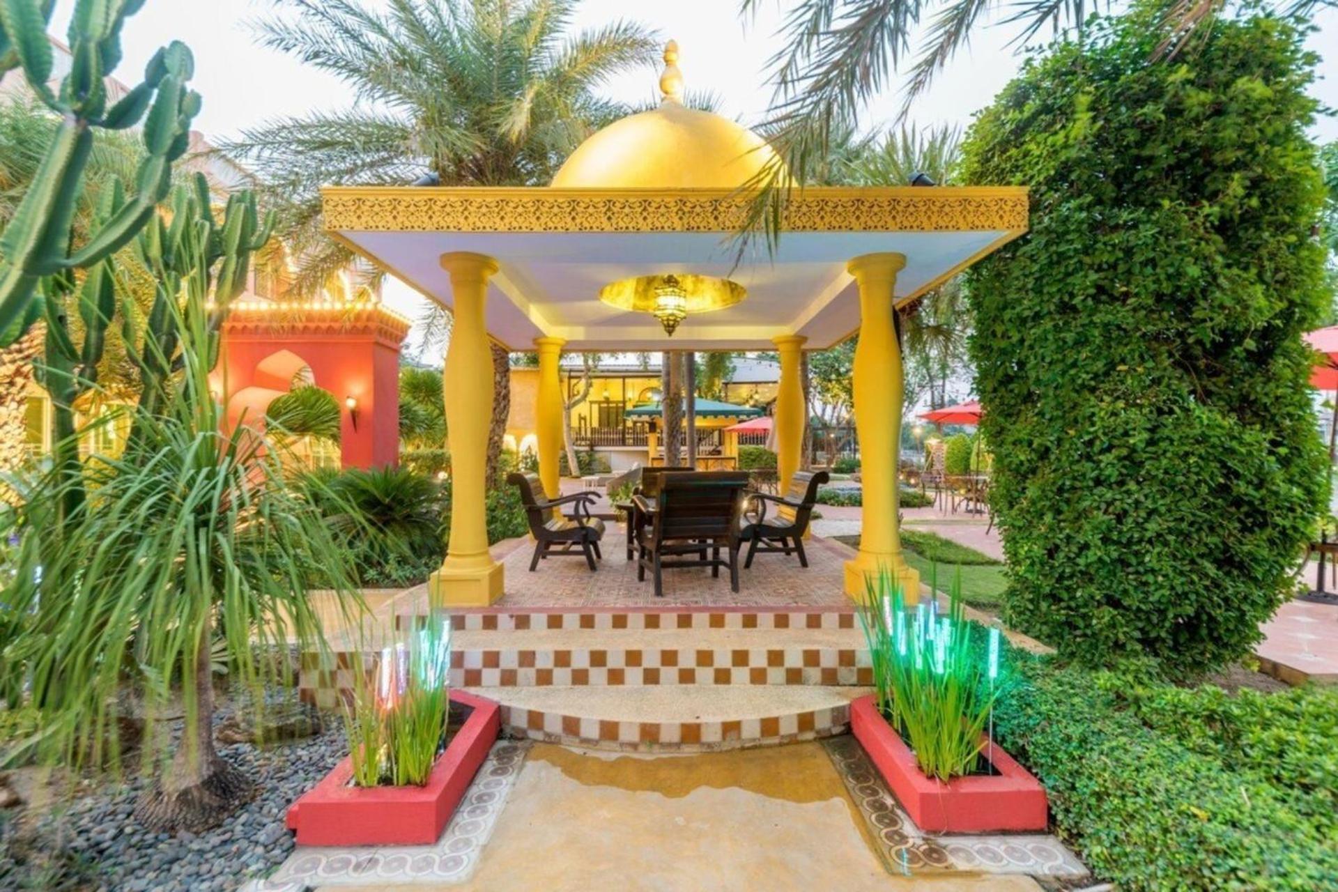 Sheik Istana Hotel Chiangmal Chiang Mai Exterior foto
